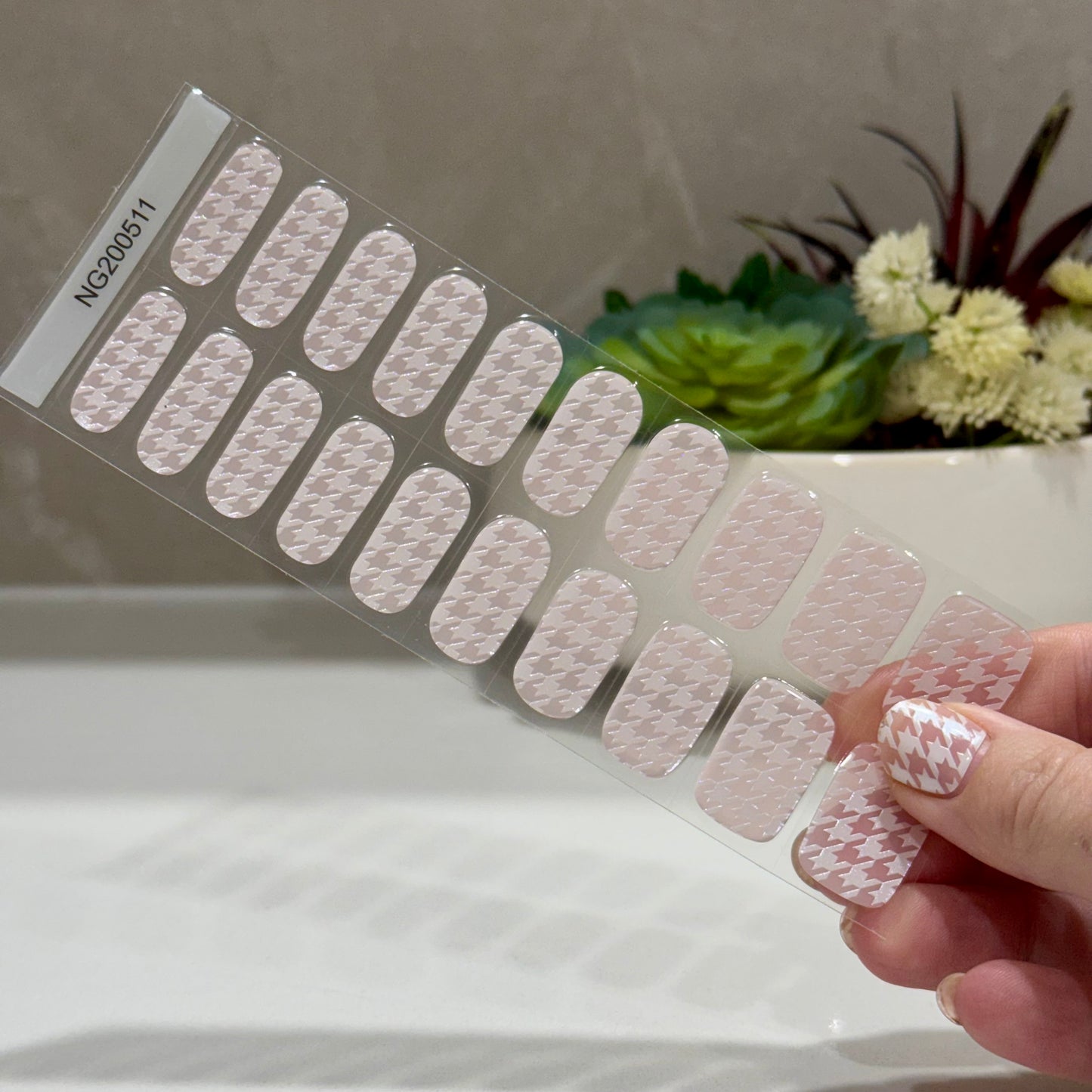 Semicured Gel Nail Kit in ‘Gidget’