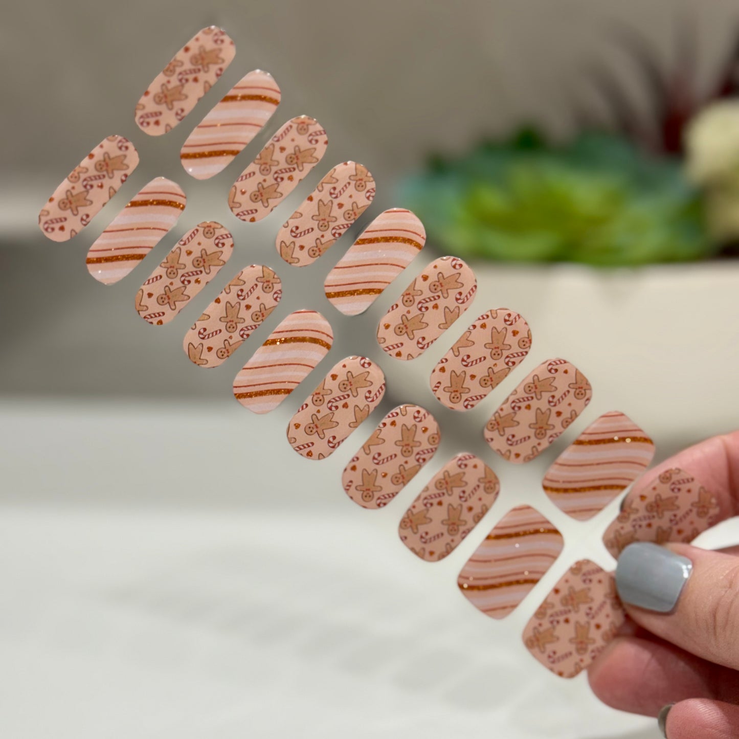 Semicured Gel Nail Polish Kit in 'Gingerbread Dreams' - Spirit Fingerz